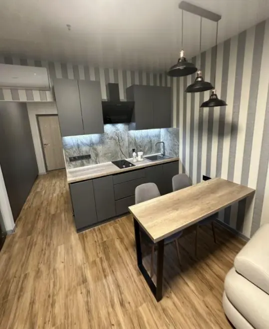 Фото Продаю 1 кімнатну квартиру, 2 кв. м, Літературна вул.  Одеса, ціна: 52000 $, код 1901
