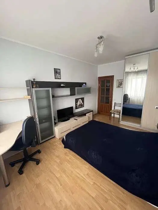 Фото Rent a 1-room apartment, Revutskoho Street 5 Kyiv for long-term rent, price: 22000 грн, code 1905