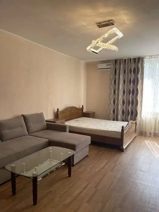 Фото Rent a 1-room apartment, Dragomanova Street 6 Kyiv for long-term rent, price: 18000 грн, code 1907
