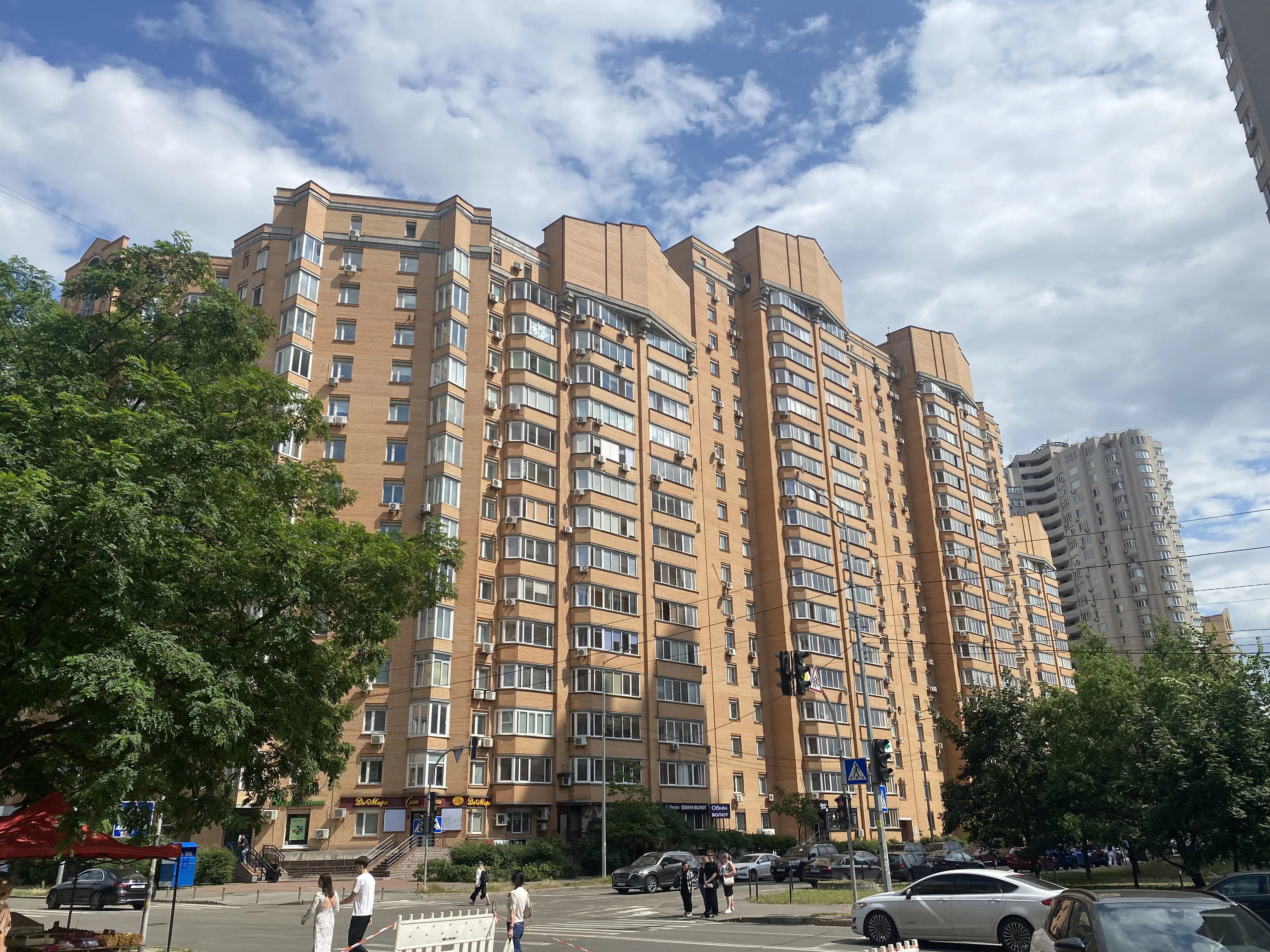 Фото Selling a 2-room apartment, 79 sq.m., Sribnokilska Street 24 Kyiv, price: 120000 $, code 1909