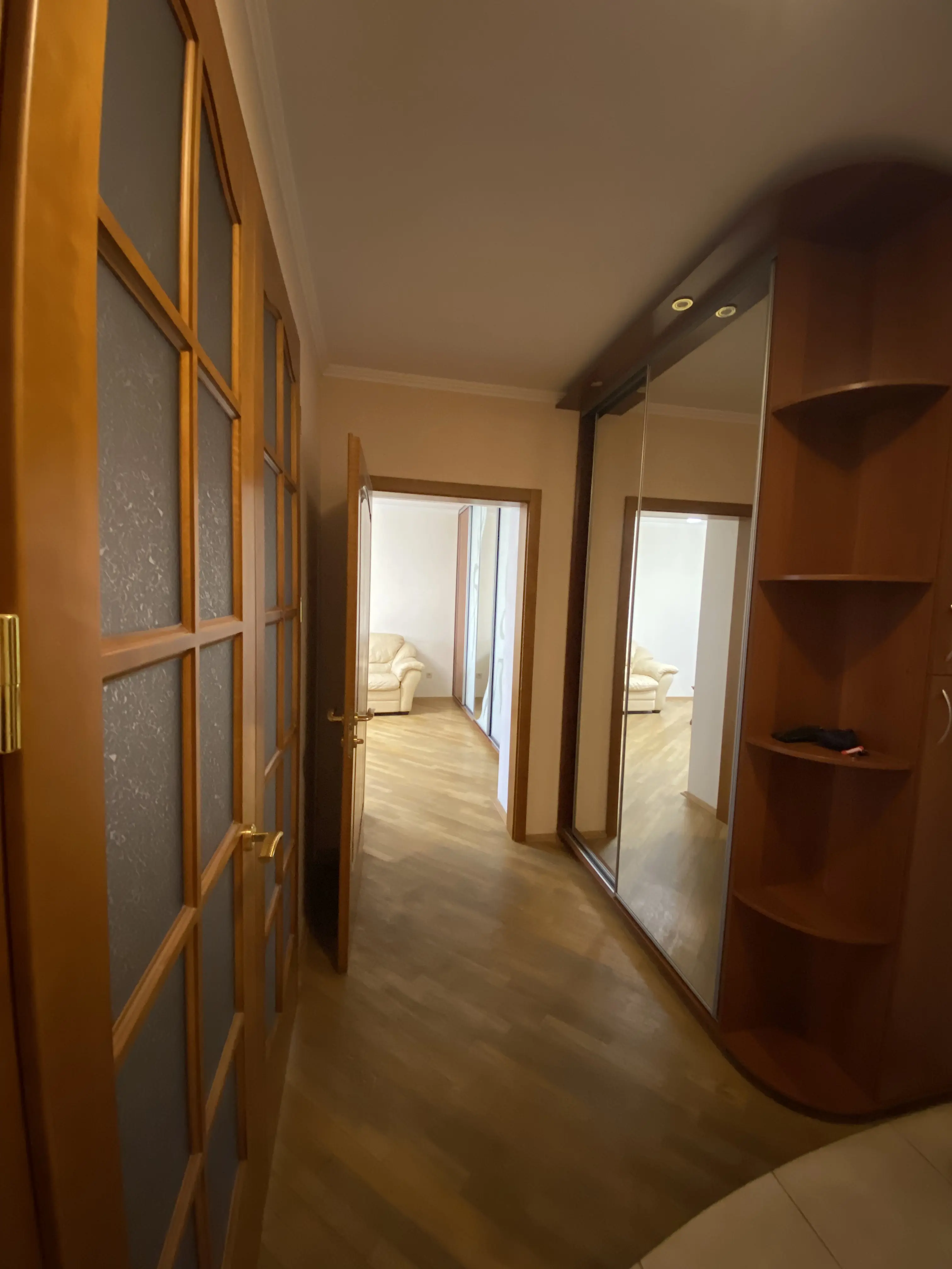 Фото Selling a 2-room apartment, 79 sq.m., Sribnokilska Street 24 Kyiv, price: 120000 $, code 1909