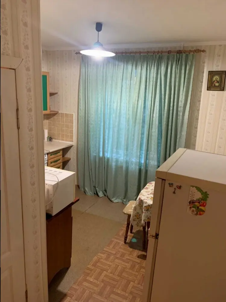 Фото Зняти 1 кімнатну квартиру, Ревуцького вул. 18 Київ в довгострокову оренду, ціна: 14000 грн, код 1910