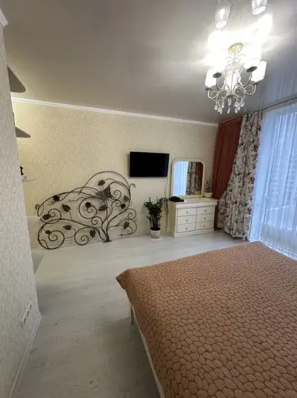 Фото Selling a 2-room apartment, 67 sq.m., Marshala Govorova Street  Odesa, price: 104000 $, code 1920