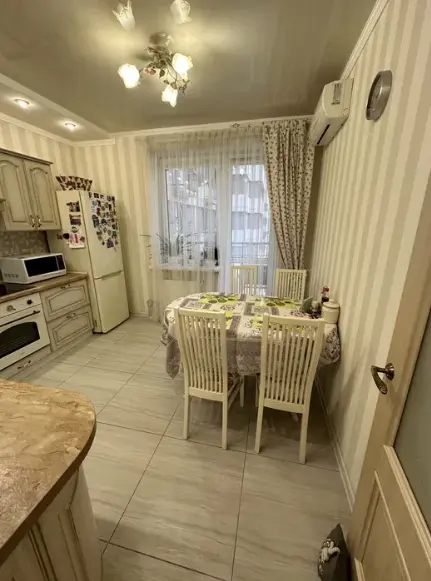 Фото Selling a 2-room apartment, 67 sq.m., Marshala Govorova Street  Odesa, price: 104000 $, code 1920