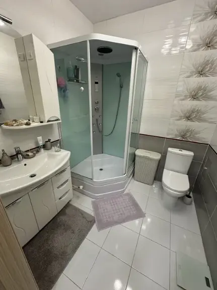 Фото Selling a 2-room apartment, 67 sq.m., Marshala Govorova Street  Odesa, price: 104000 $, code 1920