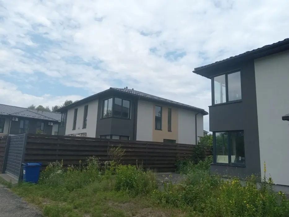 Фото Продаю дом, 135 кв. м, Центральная ул.  Киев, цена: 78000 $, код 1923