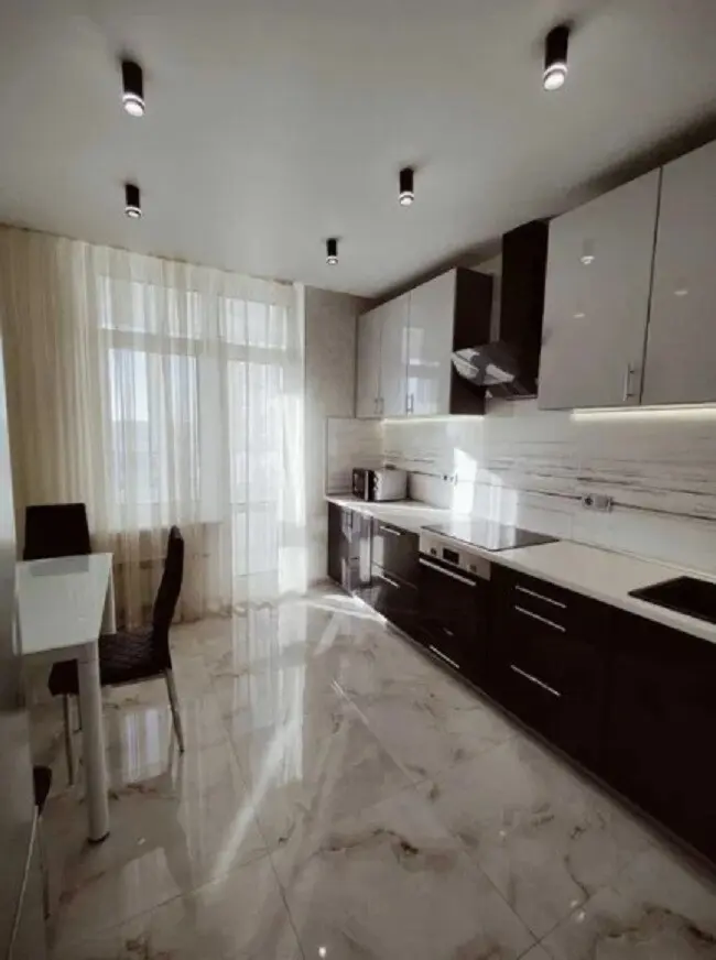 Фото Rent a 1-room apartment, Dragomanova Street 8 Kyiv for long-term rent, price: 21500 грн, code 1929