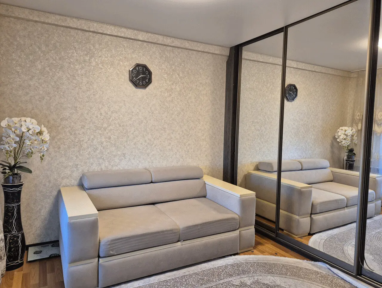 Фото Selling a 1-room apartment, 40 sq.m., Yuriia Kondratiuka Street 4Б Kyiv, price: 45000 $, code 1940