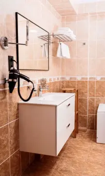 Фото Продаю готовий бізнес, 328 кв. м, Поляниця, ціна: 850000 $, код 1963
