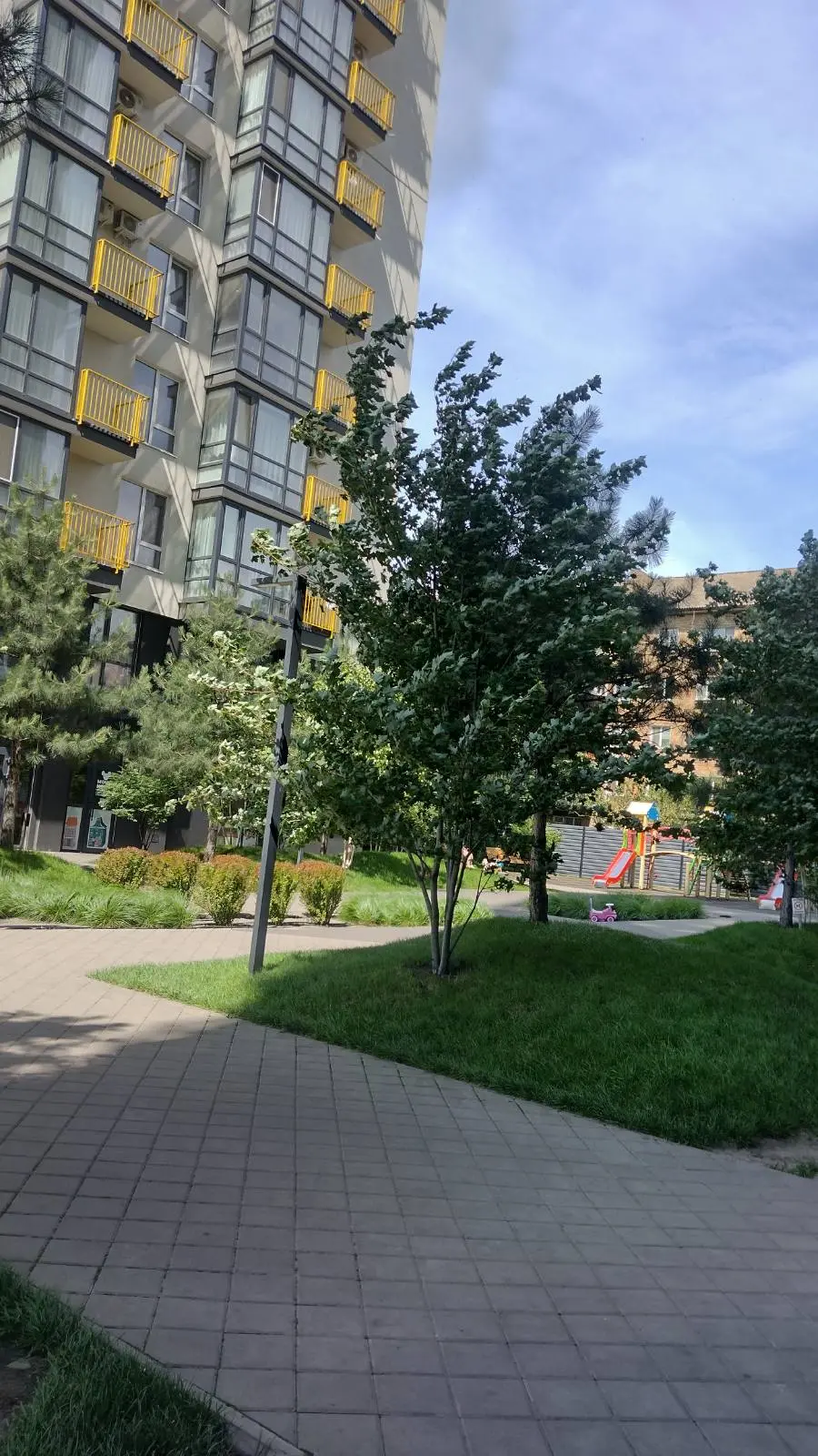 Фото Снять 1-комнатную квартиру, Ісмаїла Гаспринського ул. (Сормовская) 5 Киев в долгосрочную аренду, цена: 14800 UAH, код 1935