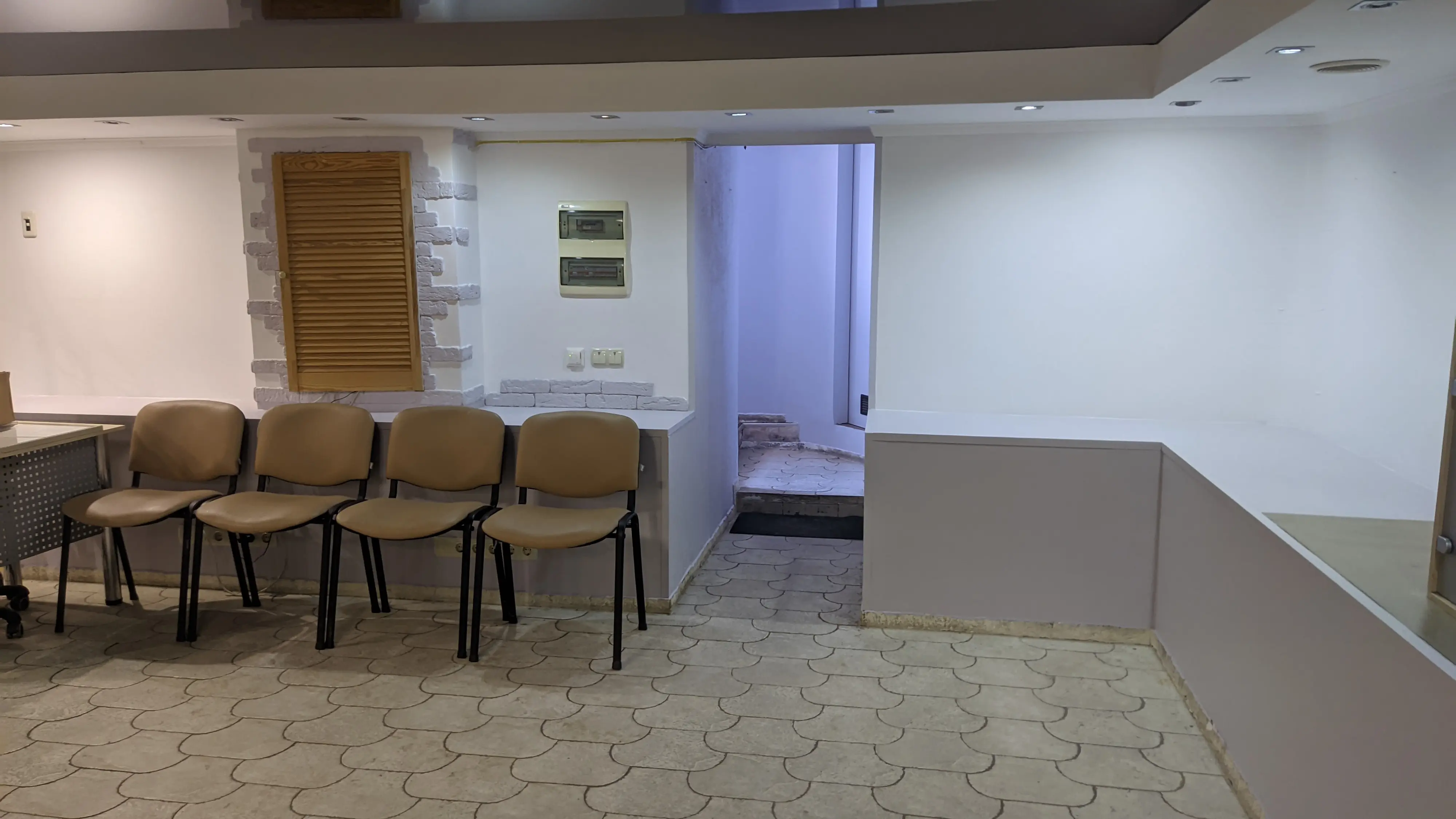 Фото Продаю комерційну нерухомість, 45 кв. м, Антоновича вул. (Горького) 59 Київ, ціна: 79000 $, код 1976
