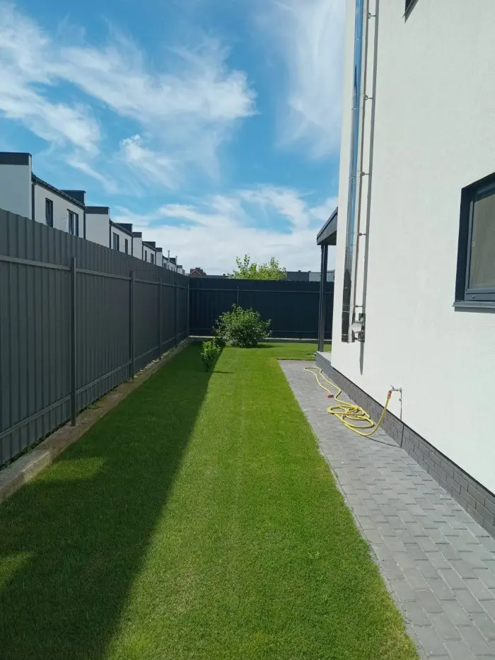 Фото Зняти будинок, Центральна вул.  Київ в довгострокову оренду, ціна: 1700 $, код 1988