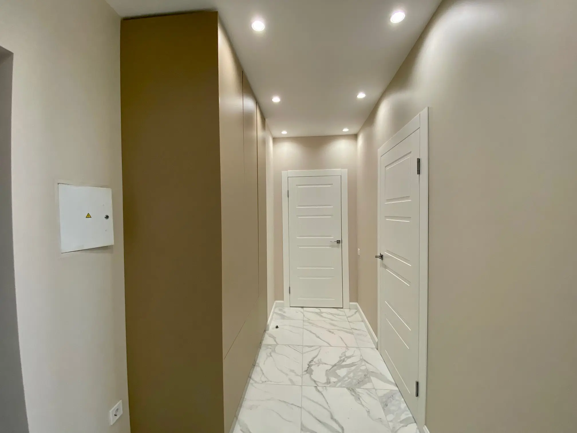 Фото Selling a 1-room apartment, 44 sq.m., Kakhovska Street 62а Kyiv, price: 85000 $, code 1994