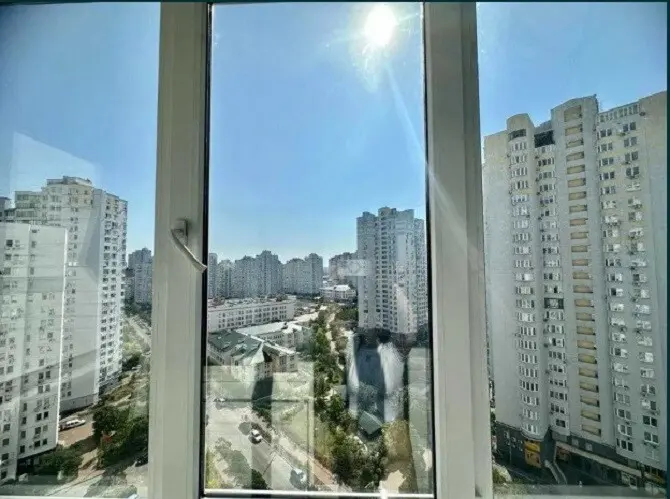 Фото Зняти 1 кімнатну квартиру, Миколи Бажана просп. 12 Київ в довгострокову оренду, ціна: 17500 грн, код 2002