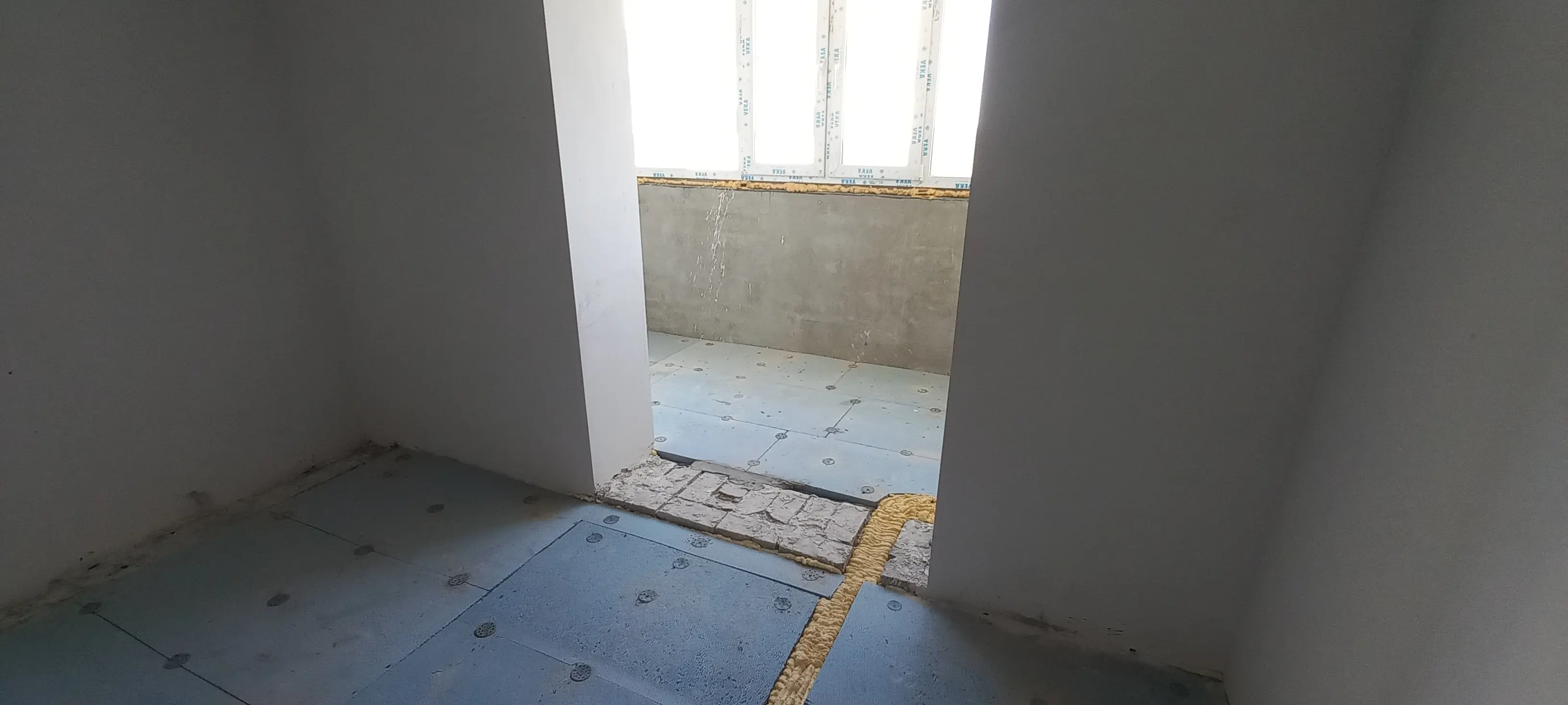 Фото Selling a 2-room apartment, 68 sq.m., Peremohy Avenue 86Б Kharkiv, price: 32000 $, code 2007