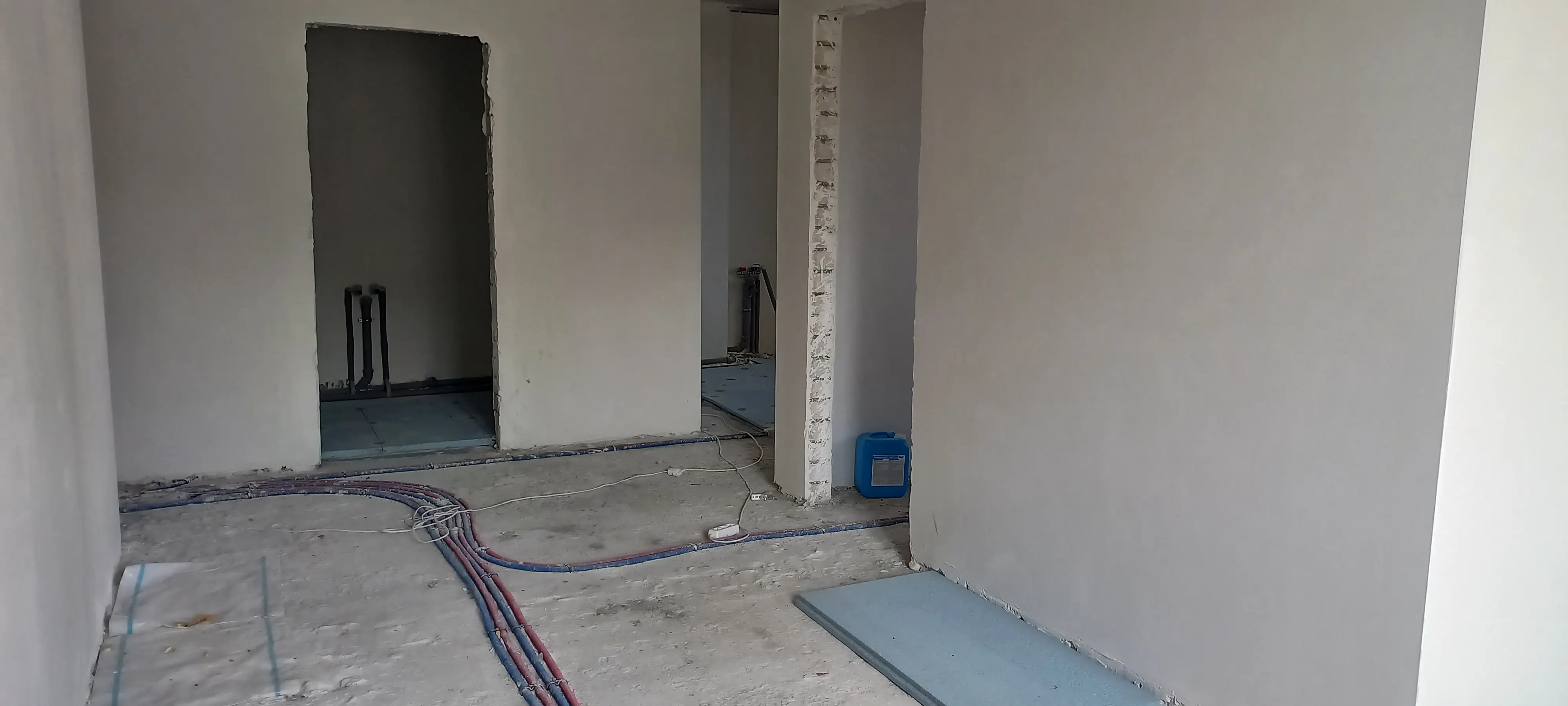 Фото Selling a 2-room apartment, 68 sq.m., Peremohy Avenue 86Б Kharkiv, price: 32000 $, code 2007
