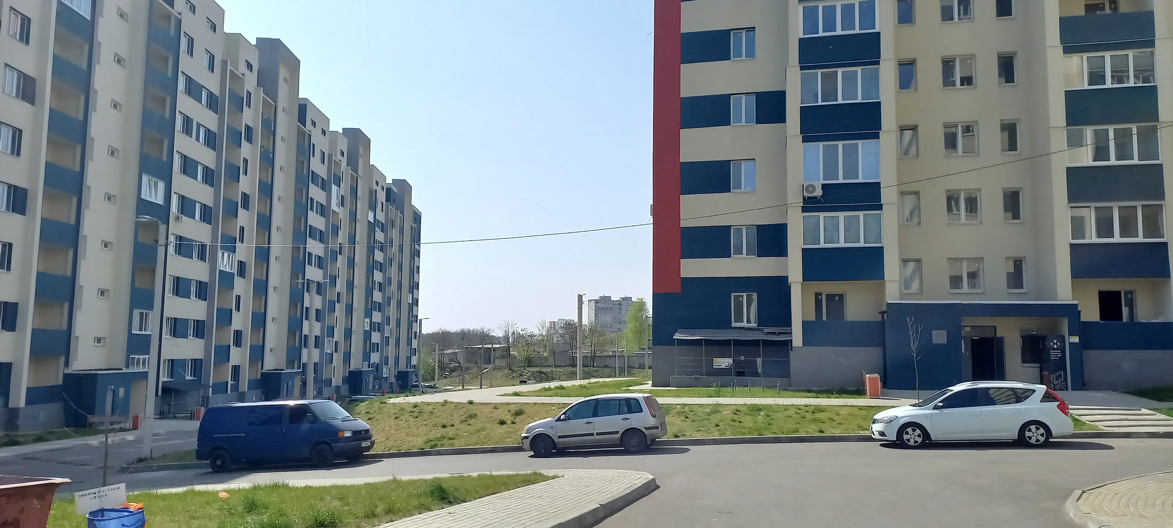 Фото Selling a 2-room apartment, 68 sq.m., Peremohy Avenue 86Б Kharkiv, price: 32000 $, code 2007