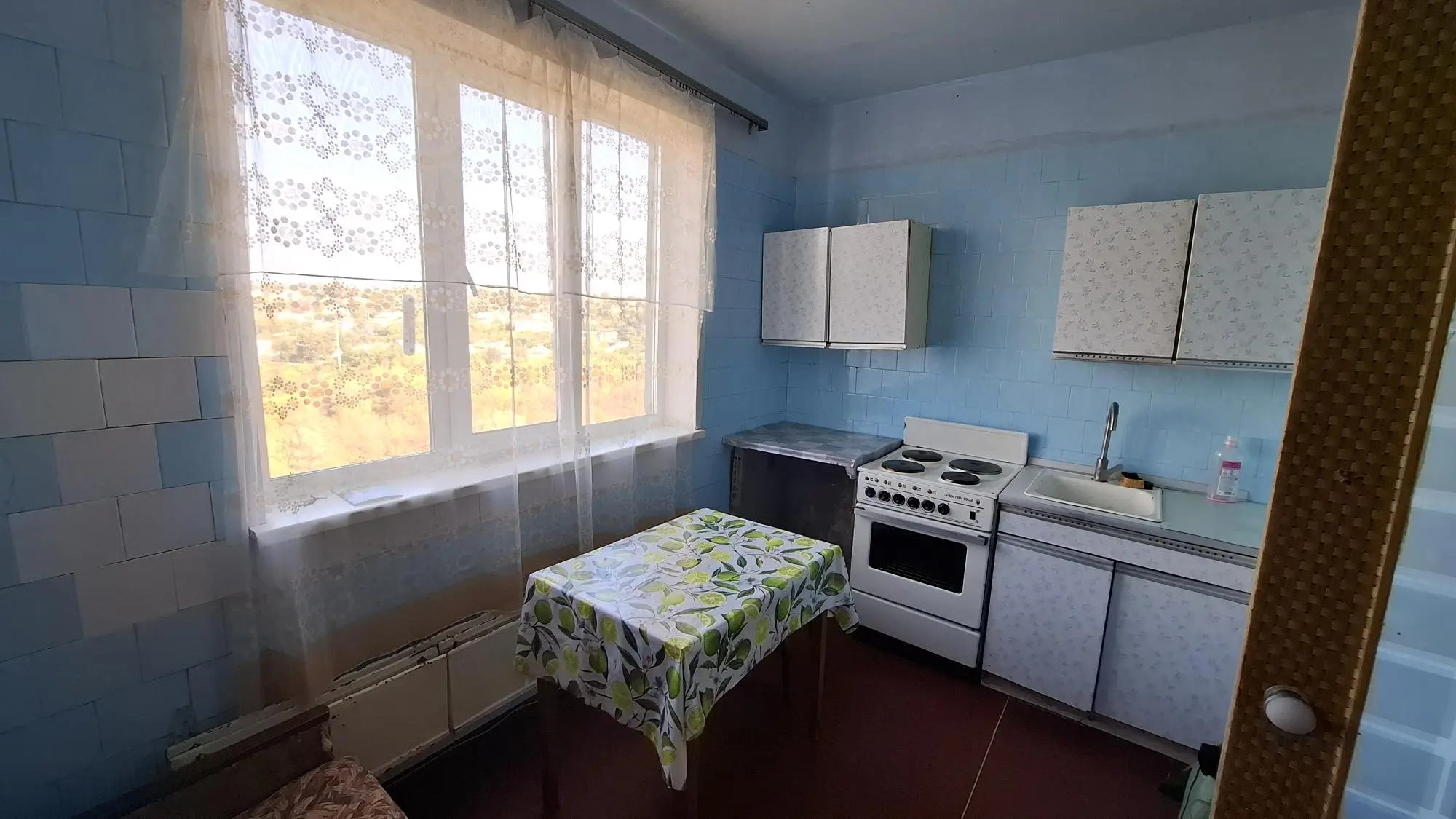 Фото Selling a 2-room apartment, 50 sq.m., Borzenka Street 3 Kharkiv, price: 24000 $, code 2009
