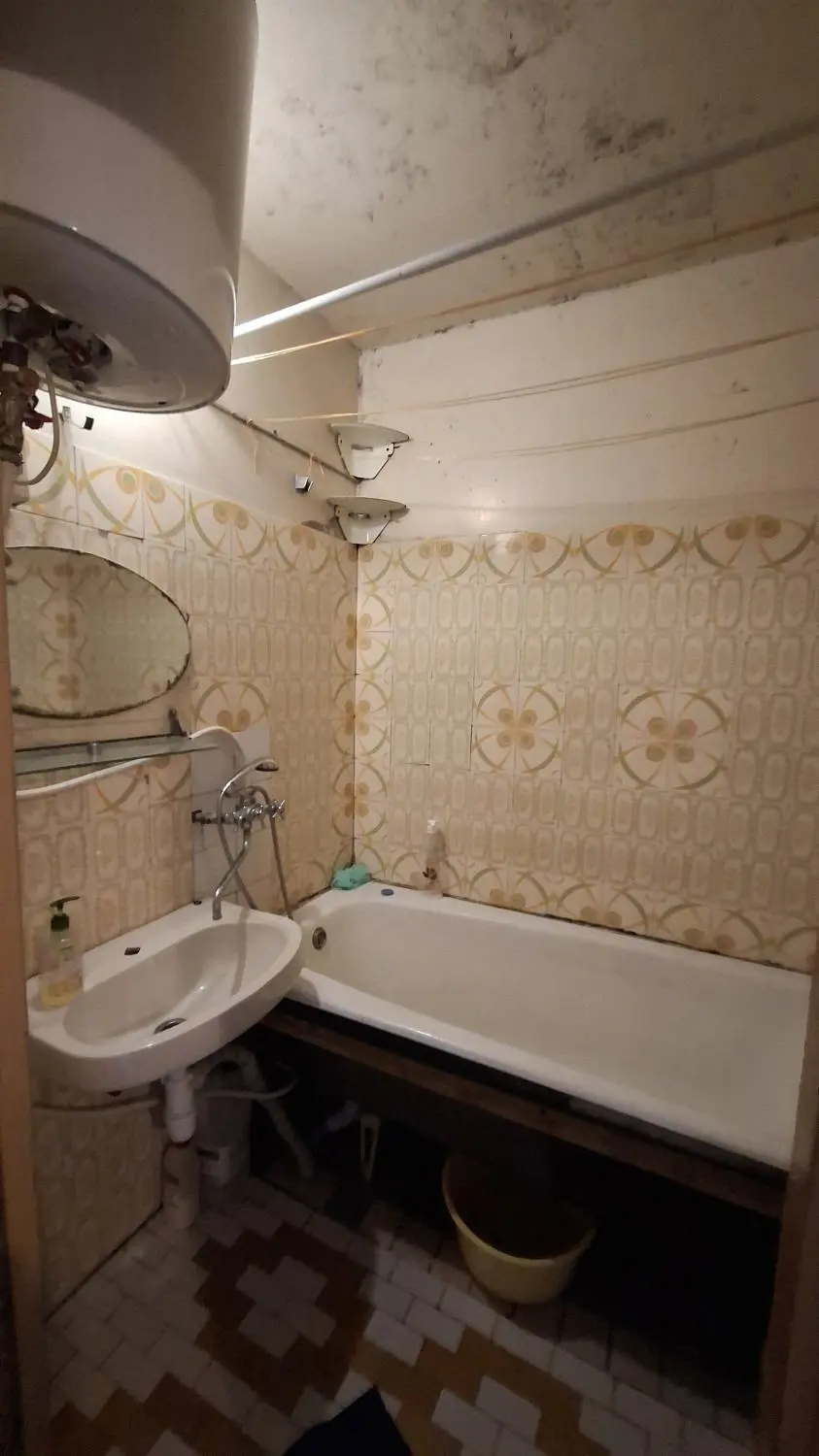Фото Selling a 2-room apartment, 50 sq.m., Borzenka Street 3 Kharkiv, price: 24000 $, code 2009