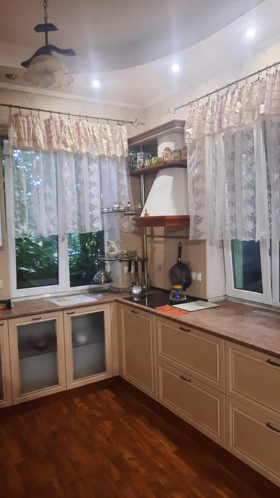 Фото Selling a house, 130 sq.m., Konotopska Street 11 Kharkiv, price: 85000 $, code 2016
