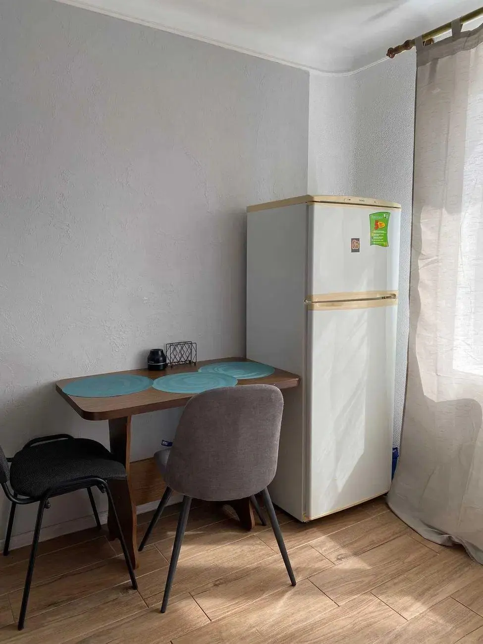 Фото Продаю 1 кімнатну квартиру, 38 кв. м, Киргизька вул. 12 Харків, ціна: 25000 $, код 2028