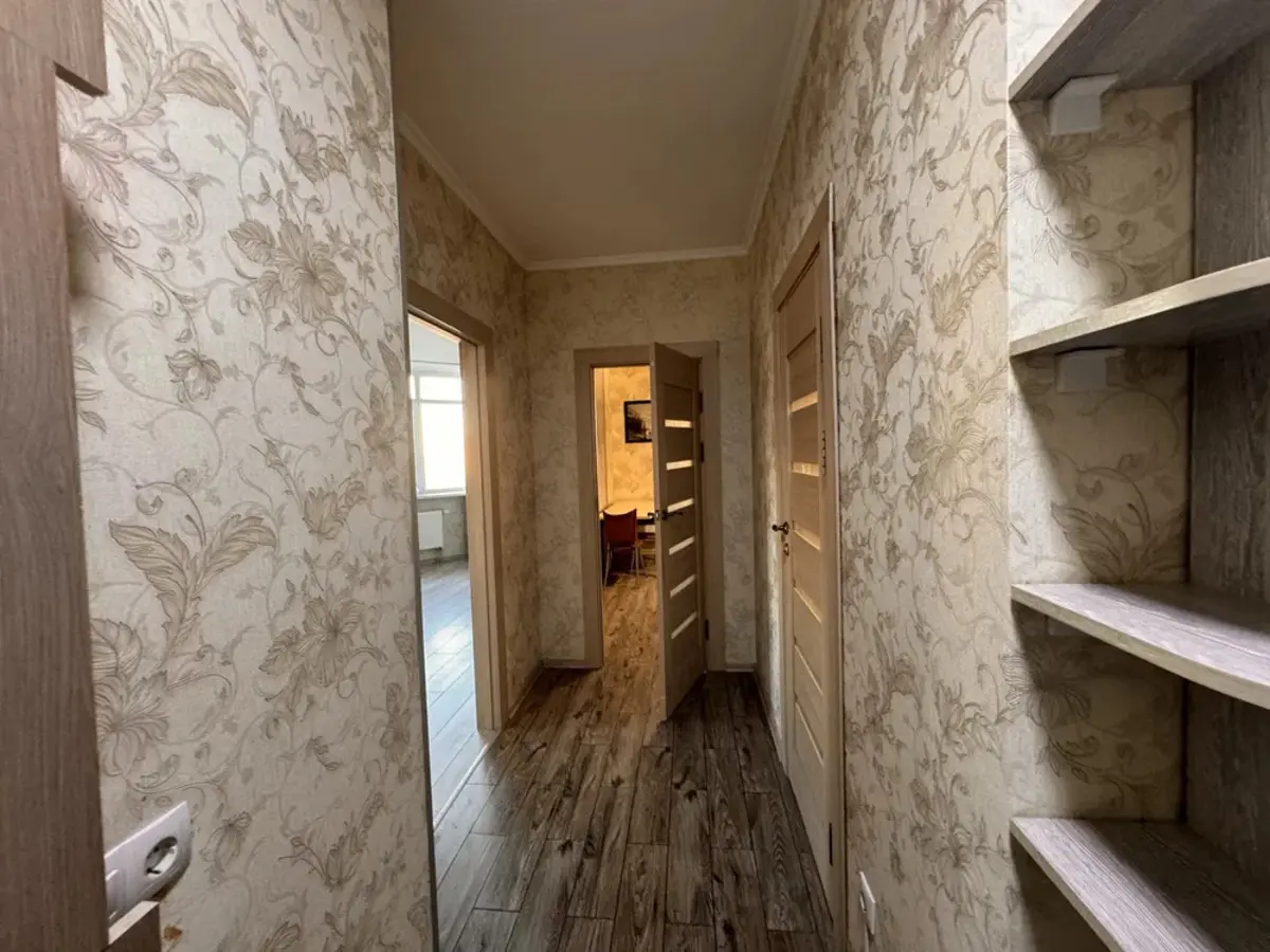 Фото Selling a 1-room apartment, 43 sq.m., Feodosiiska Street 1а Kyiv, price: 83000 $, code 2036