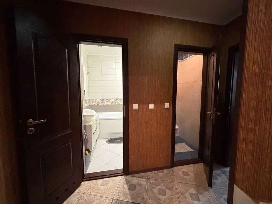 Фото Selling a 2-room apartment, 58 sq.m., Novatoriv Street  Kyiv, price: 63000 $, code 2049