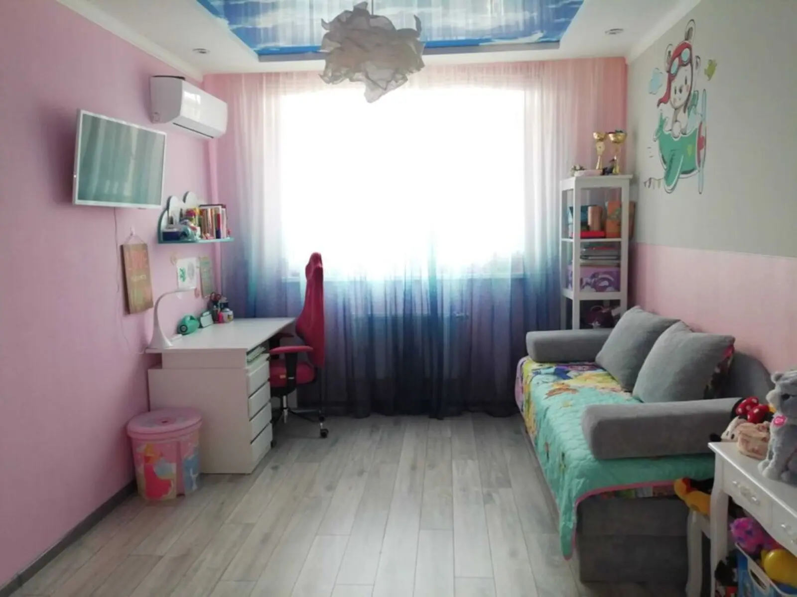 Фото Selling a 2-room apartment, 71 sq.m., Voskresenska Street  Kyiv, price: 115000 $, code 2064