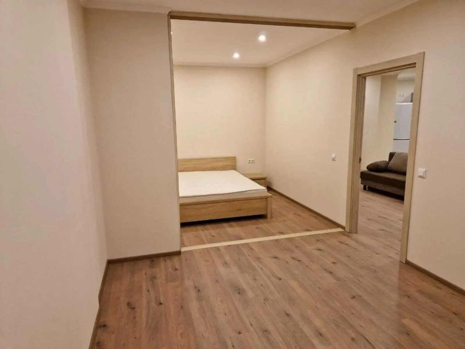 Фото Продаю 2 кімнатну квартиру, 67 кв. м, Світла вул. 3д Київ, ціна: 74000 $, код 2065