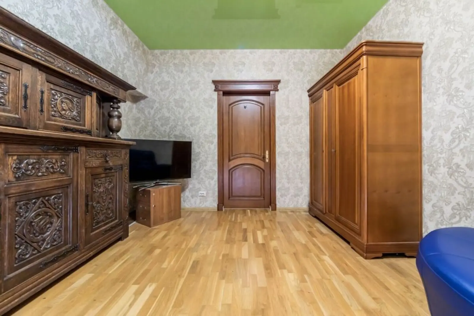 Фото Selling a 2-room apartment, 59 sq.m., Zolotoustivska Street 23 Kyiv, price: 125000 $, code 2069