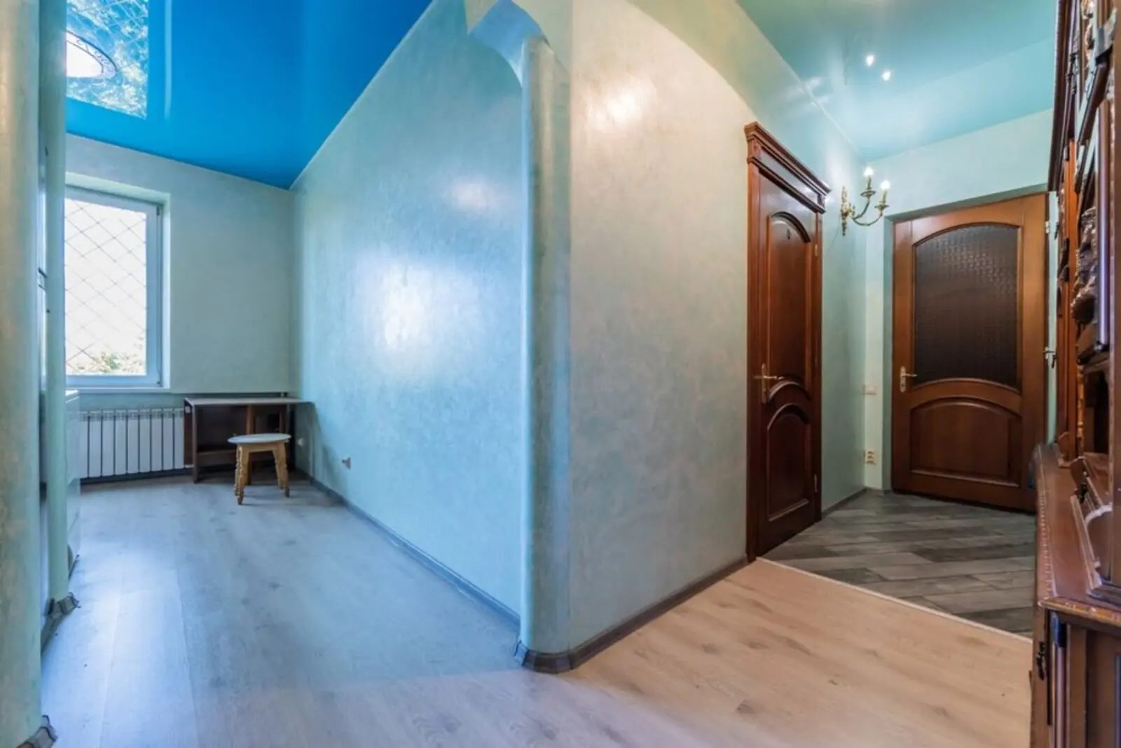 Фото Selling a 2-room apartment, 59 sq.m., Zolotoustivska Street 23 Kyiv, price: 125000 $, code 2069