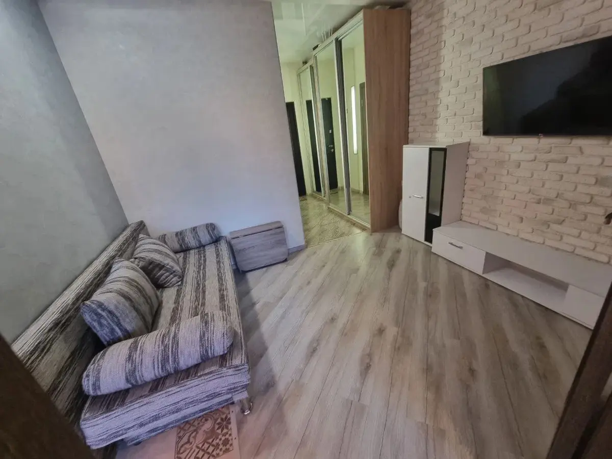 Фото Продаю 2 кімнатну квартиру, 34 кв. м, Дмитра Луценка вул. (Юрія Смолича)  Київ, ціна: 73000 $, код 2073