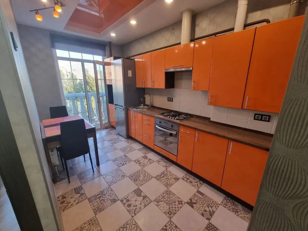 Фото Продаю 2 кімнатну квартиру, 34 кв. м, Дмитра Луценка вул. (Юрія Смолича)  Київ, ціна: 73000 $, код 2073