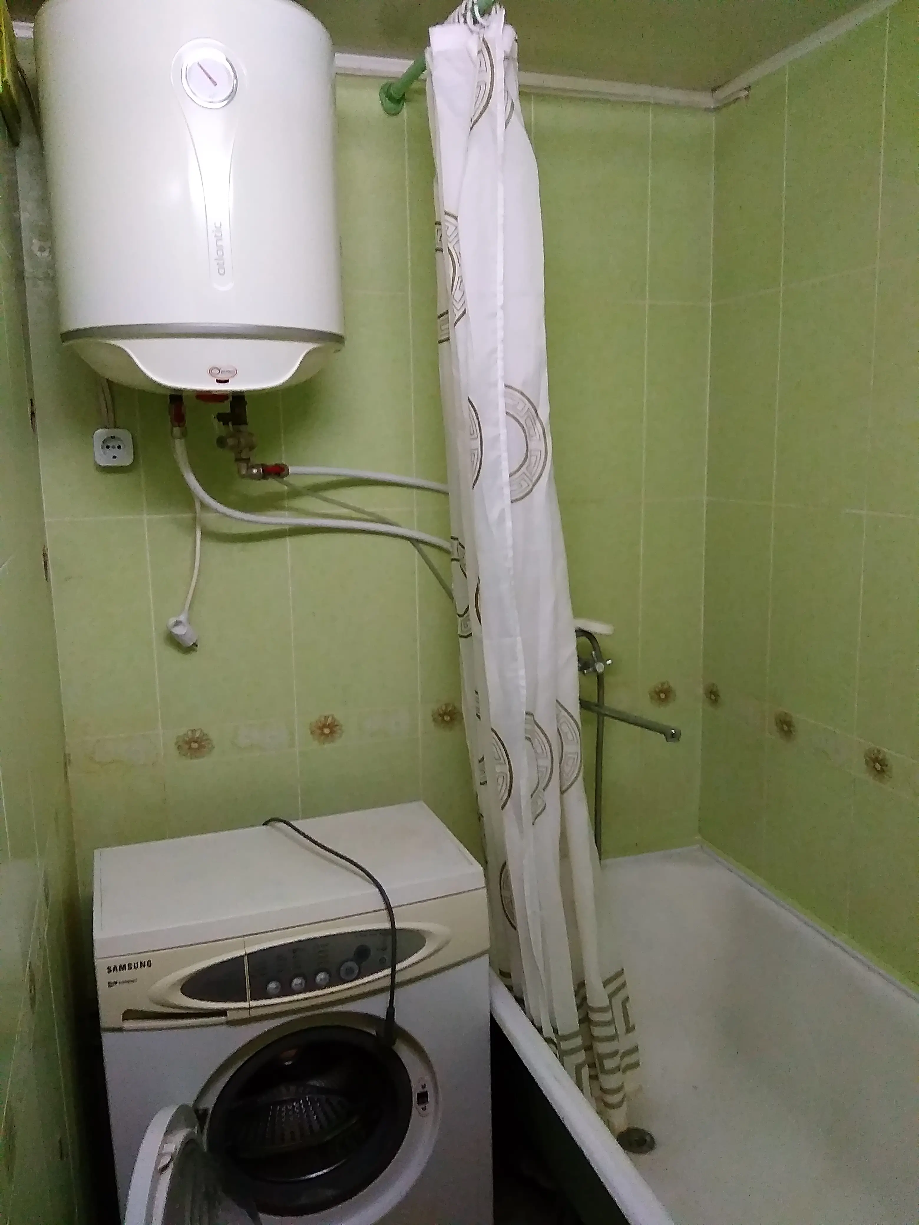 Фото Зняти 1 кімнатну квартиру, Оболонська пл. (Дружби Народів СРСР)  Київ в довгострокову оренду, ціна: 13990 UAH, код 2077