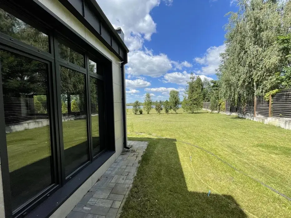 Фото Продаю будинок, 232 кв. м, Центральна вул.  Київ, ціна: 305000 $, код 2079