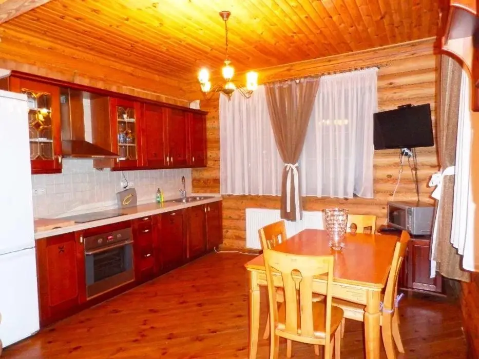 Фото Снять дом, Ивана Дяченко ул.  Киев в долгосрочную аренду, цена: 1500 $, код 2080