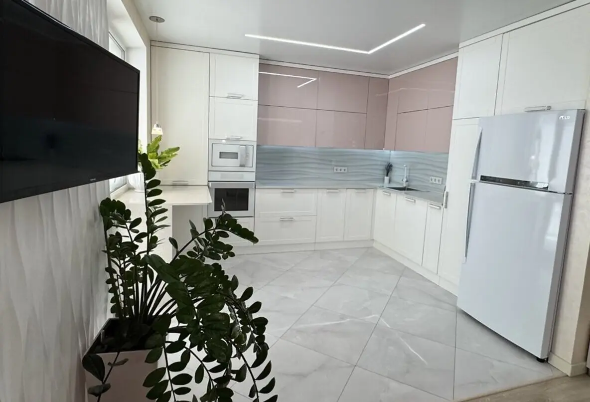 Фото Selling a 4-room apartment, 112 sq.m., Metrolohichna Street 54 Kyiv, price: 197000 $, code 2086