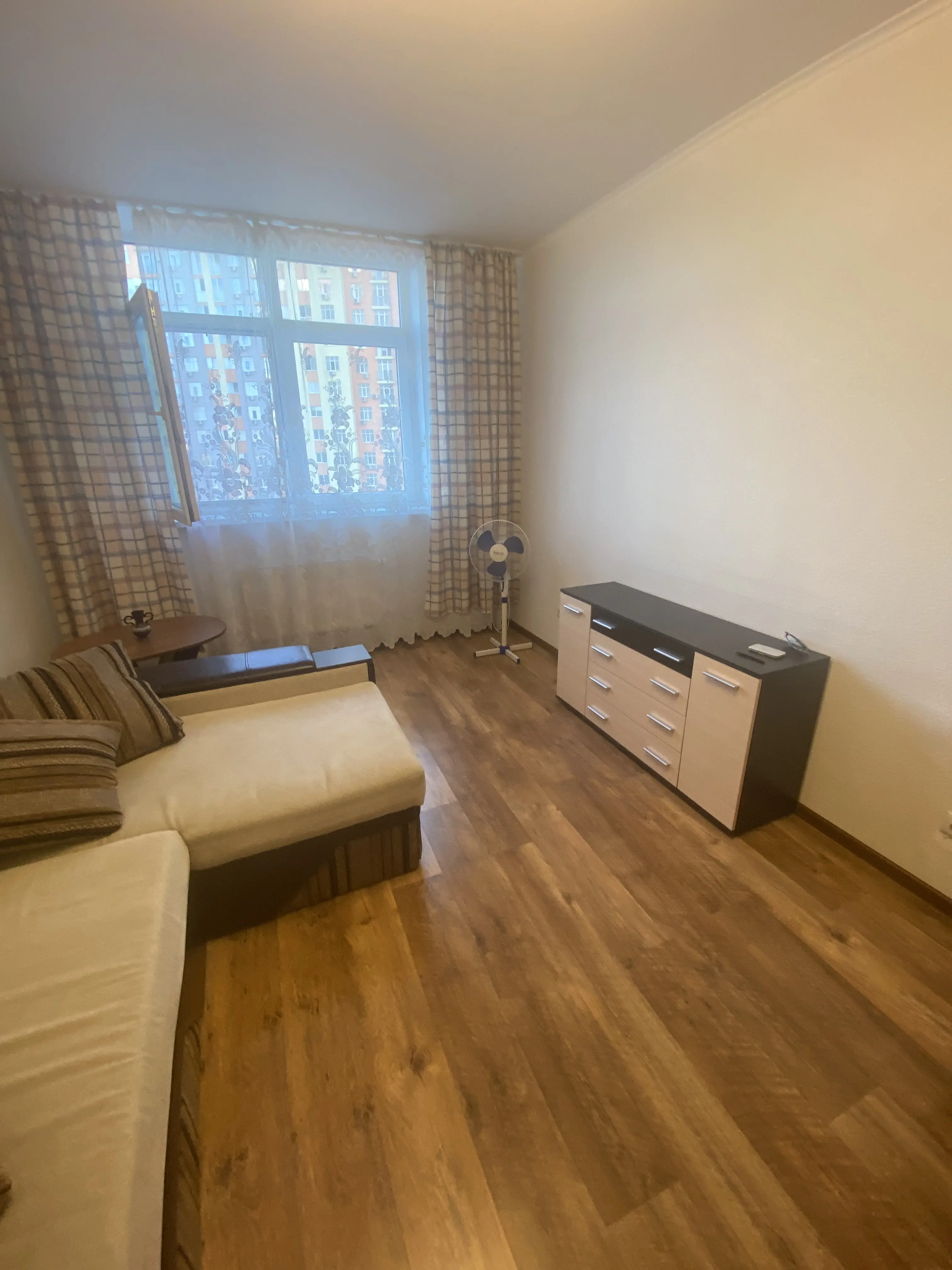 Фото Rent a 1-room apartment, Simyi Kulzhenkiv Street (Petra Dehtiarenka Street) 33 Kyiv for long-term rent, price: 15500 UAH, code 2091