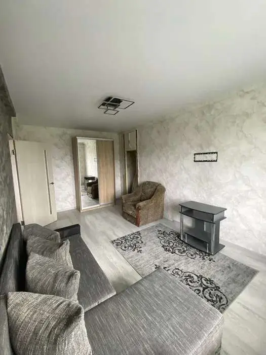 Фото Продаю 1 кімнатну квартиру, 29 кв. м, Вифлеємська вул. (Академіка Шліхтера) 6 Київ, ціна: 37500 UAH, код 2098
