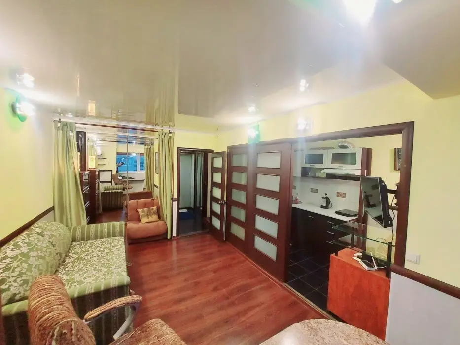 Фото Продаю 1 кімнатну квартиру, 32 кв. м, Ломаківська вул. (Мічуріна) 2 Київ, ціна: 63700 $, код 2099