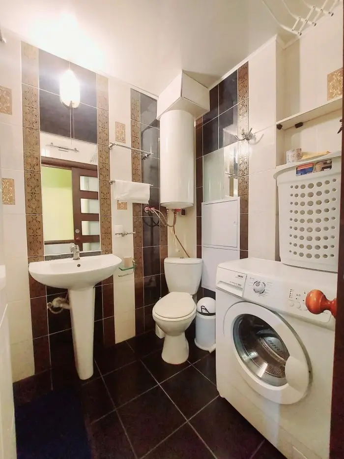 Фото Продаю 1 кімнатну квартиру, 32 кв. м, Ломаківська вул. (Мічуріна) 2 Київ, ціна: 63700 $, код 2099
