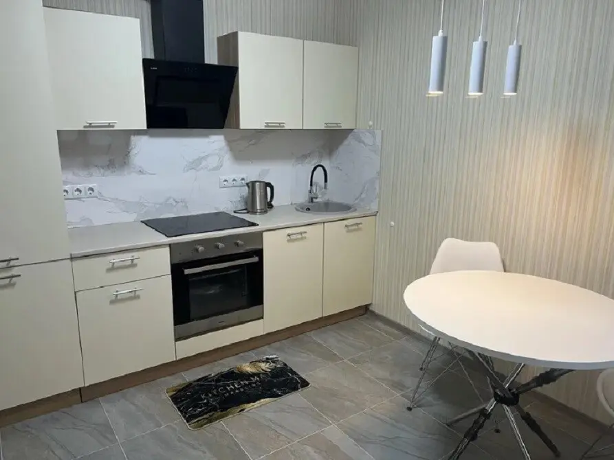 Фото Зняти 1 кімнатну квартиру, Зарічна вул.  Київ в довгострокову оренду, ціна: 24000 грн, код 2106
