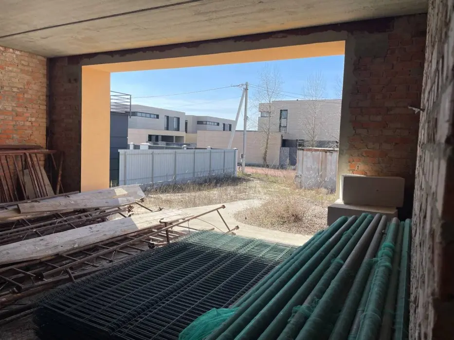 Фото Продаю будинок, 800 кв. м, Центральна вул.  Київ, ціна: 250000 $, код 2109