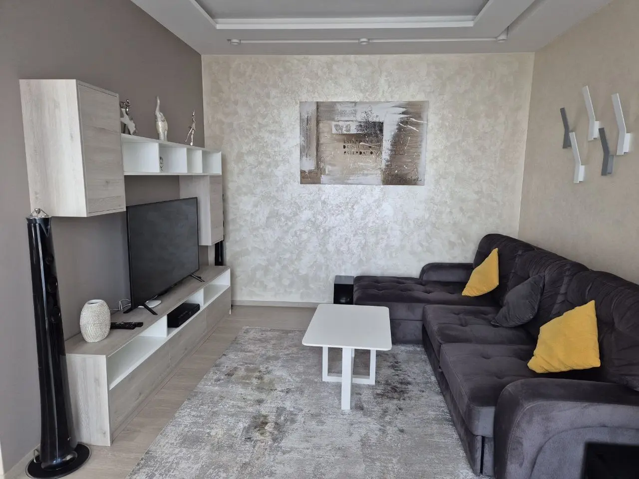 Фото Rent a 3-room apartment, Yevhena Konovaltsia Street (Schorsa Street) 34А Kyiv for long-term rent, price: 2300 $, code 2116