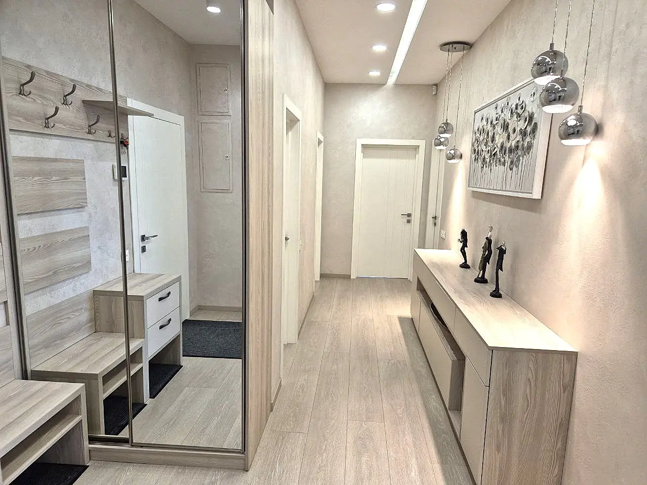 Фото Rent a 3-room apartment, Yevhena Konovaltsia Street (Schorsa Street) 34А Kyiv for long-term rent, price: 2300 $, code 2116