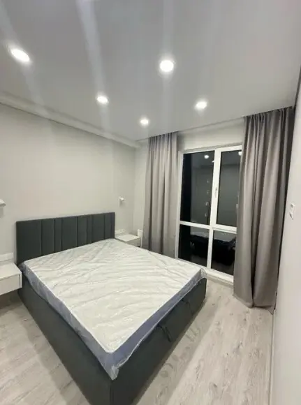 Фото Rent a 1-room apartment, Mykhaila Maksymovycha Street (Onufriia Trutenka Street) 26 Kyiv for long-term rent, price: 25000 грн, code 2121