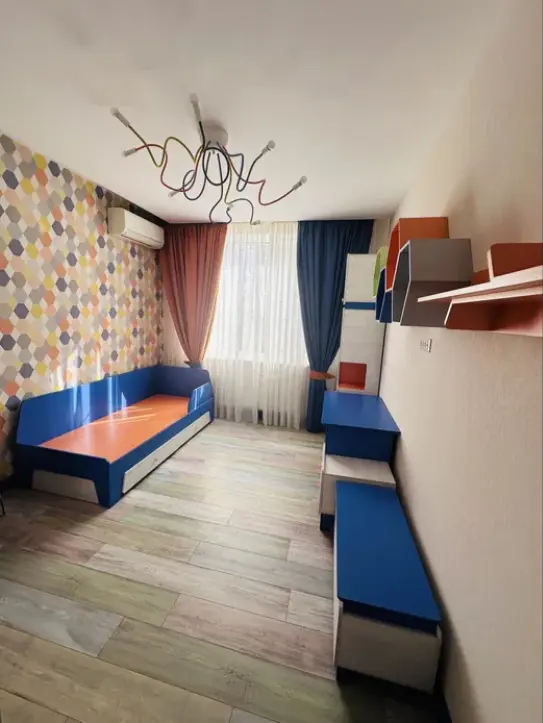 Фото Selling a 3-room apartment, 102 sq.m., Armiiska Street  Odesa, price: 175000 $, code 2137