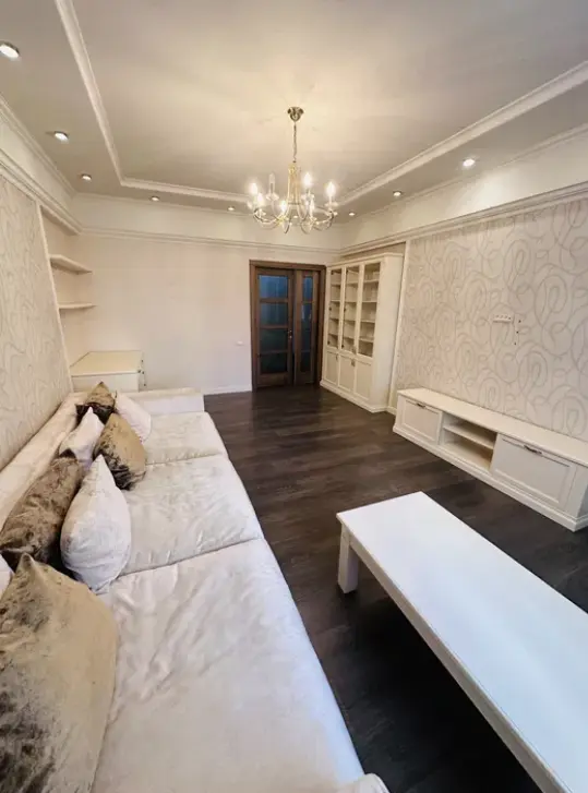 Фото Selling a 3-room apartment, 102 sq.m., Armiiska Street  Odesa, price: 175000 $, code 2137