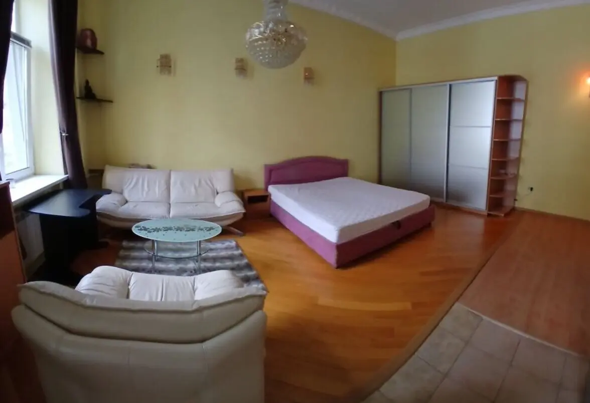 Фото Selling a 1-room apartment, 43 sq.m., Tarasivska Street 23/25 Kyiv, price: 113668 $, code 2144