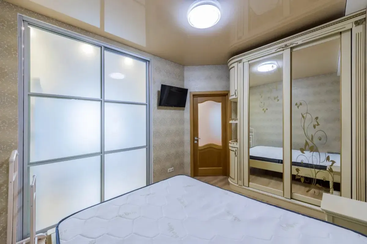 Фото Selling a 2-room apartment, 48 sq.m., Dmytra Lutsenka Street (Yuriia Smolycha Street)  Kyiv, price: 110000 €, code 2145